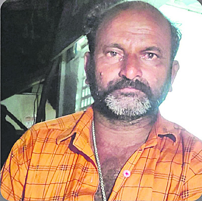 పోలీసుల అదుపులో బంగారం దొంగలు 2