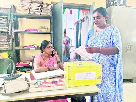 యాప్లతో వేగలేం 1