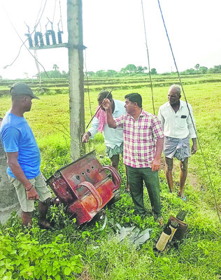 లాంగ్ జంప్లో సాయితేజకు పతకం1