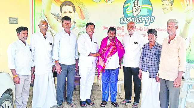 ఈజీఎస్ రాష్ట్ర కౌన్సిల్ సభ్యుడికి సన్మానం 1