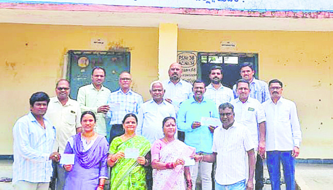 స్థానిక ఎన్నికలకు సిద్ధం కండి
1