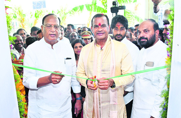 విద్యాహబ్గా తీర్చిదిద్దుతాం1