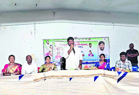కూటమి మోసాలను ఎండగట్టాలి 1