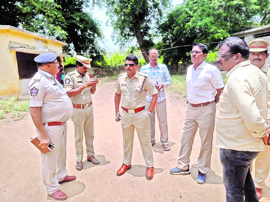 పటిష్ట బందోబస్తు ఏర్పాటు : ఎస్పీ1