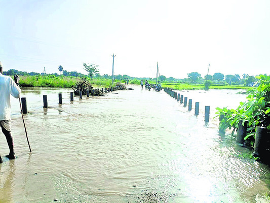 రెండు మండలాల్లో భారీ వర్షం1