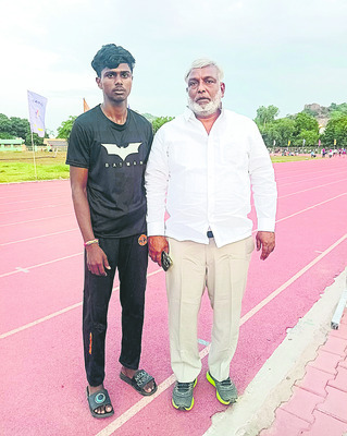 లాంగ్ జంప్లో సాయితేజకు పతకం2