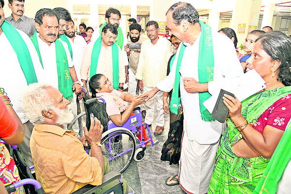 అన్నదాతకు తప్పని ఆందోళన2