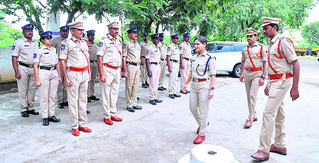 బాధితులకు భరోసాగా గ్రీవెన్స్‌ డే
3