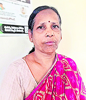 సీహెచ్ఓలపై చిన్నచూపు 1