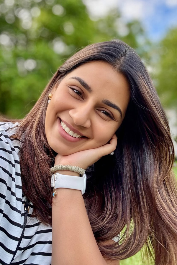 Jasprit Bumrah wife Sanjana Ganesan Remembers July Month memories Photos5