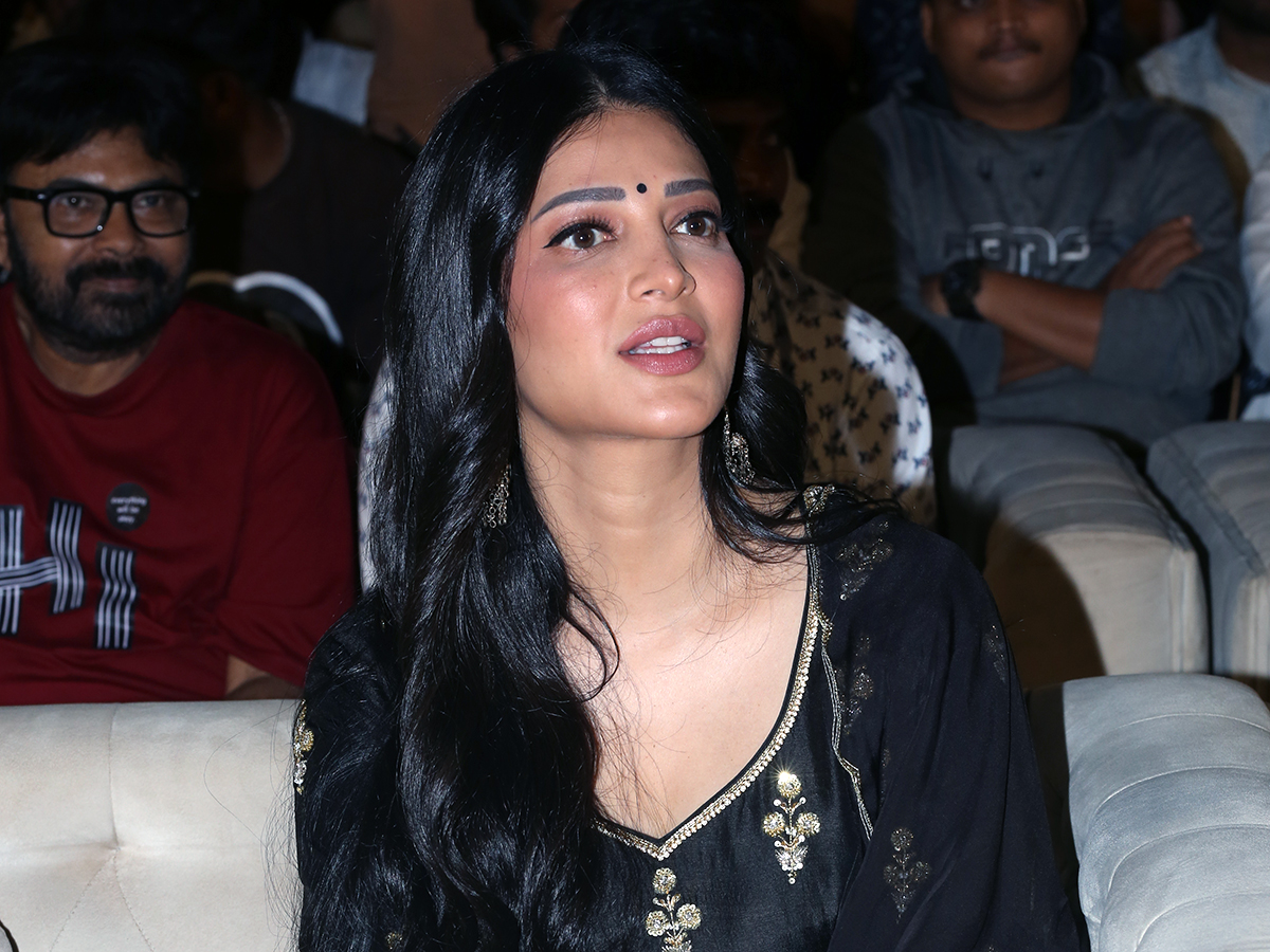 Shruti Haasan in Coolie Pre Release Event Photos6