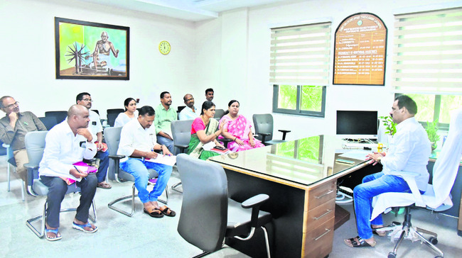 వరిధాన్యం కొనుగోలుకు ముందస్తు ఏర్పాట్లు 
2