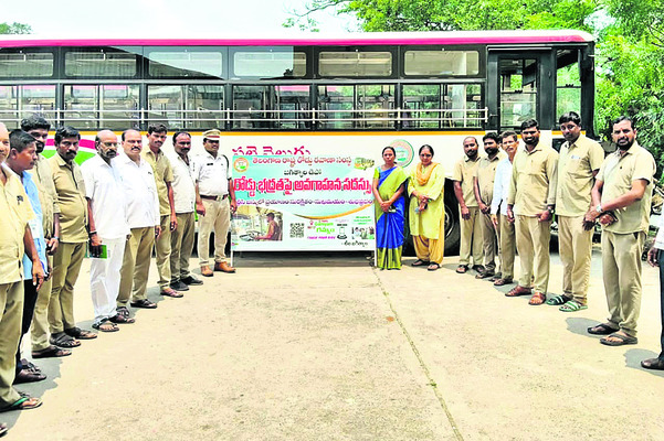 తల్లిపాల ప్రాముఖ్యత వివరించాలి2