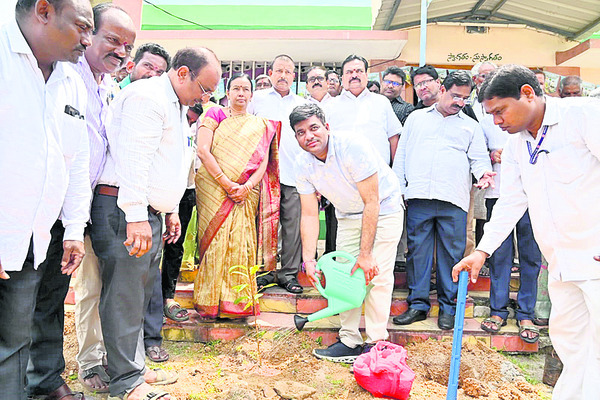 మానేరు తీరంపర్యాటక హారం1