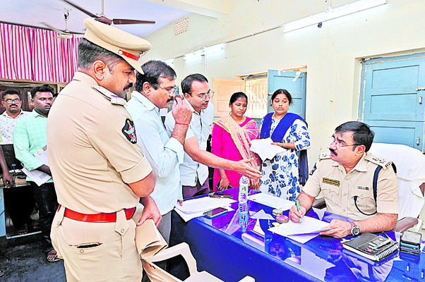 అంతరాయాల్లేని విద్యుత్‌ సరఫరా ఇవ్వాలి 1