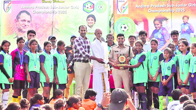 ఫుట్బాల్ బాలికల విజేత వైఎస్సార్ జిల్లా 1