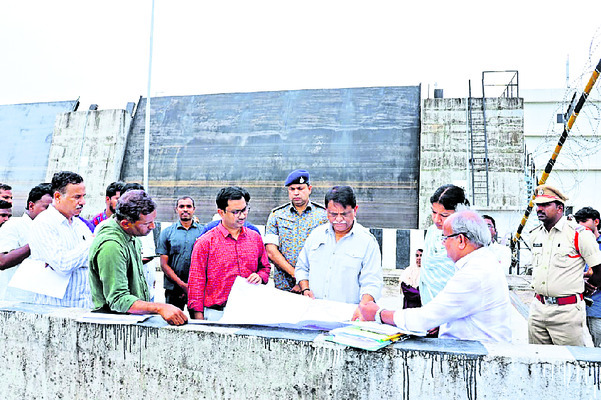 ముంపు సమస్యను ఎదుర్కోవాలి1
