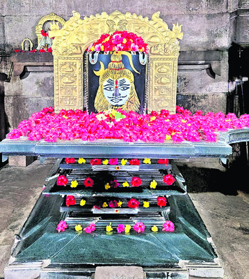 రామప్ప హుండీ ఆదాయం రూ.5.58 లక్షలు1