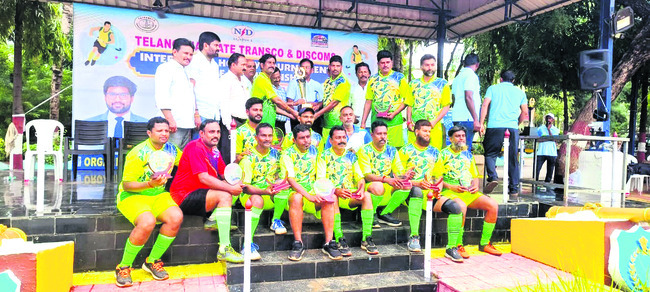 ముగిసిన విద్యుత్‌ ఉద్యోగుల రాష్ట్రస్థాయి హాకీ టోర్నీ 1