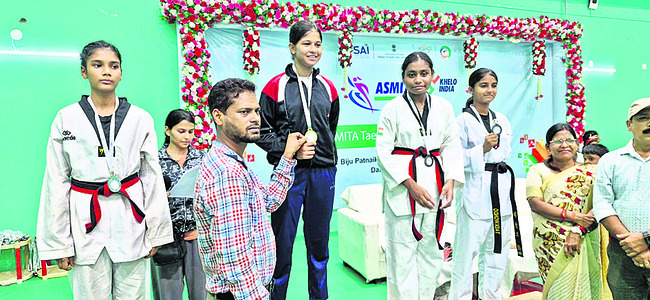 రాష్ట్రస్థాయి తైక్వాండ్ పోటీల్లో బర్షితా దాస్ ప్రతిభ 1