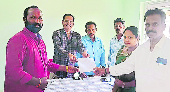 మహిళా విభాగం జోన్–2 వర్కింగ్ ప్రెసిడెంట్గా గీత 1