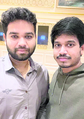 ప్రభుత్వ వైద్యులుగా అన్నదమ్ములు1
