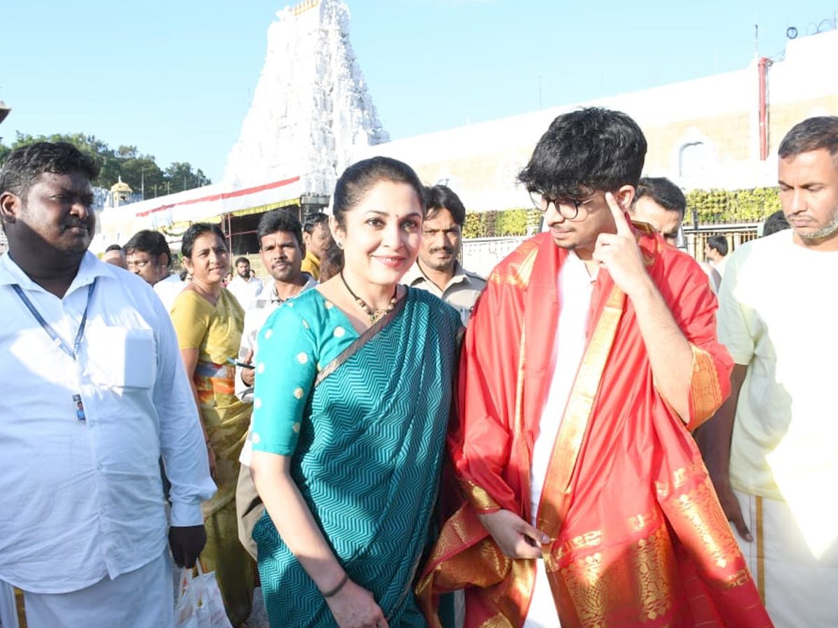 Actress Ramya Krishna with Son Ritwik Vamsi Visited Tirumala Temple Photos5