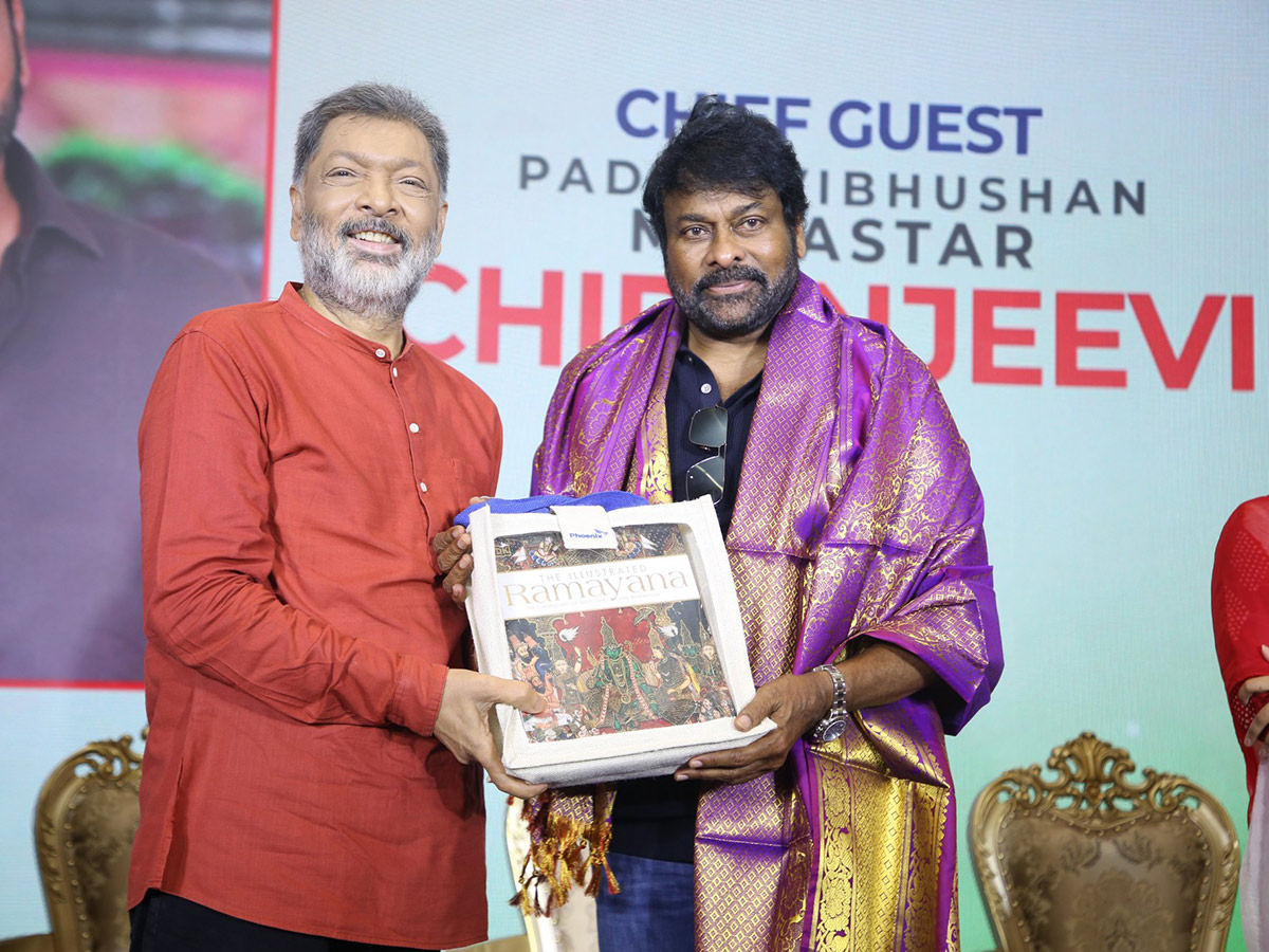 Chiranjeevi : Mega Blood Donation Drive Phoenix Foundation Photos14