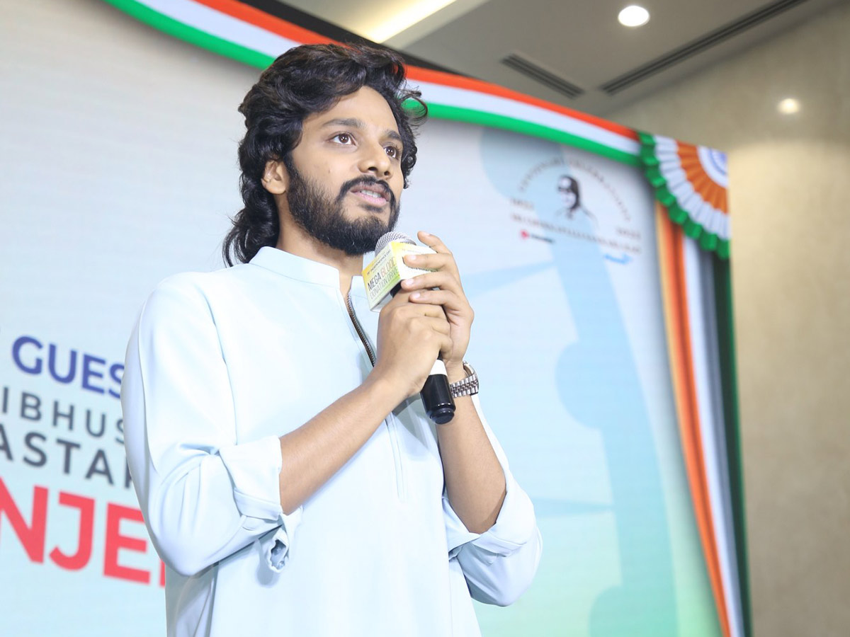 Chiranjeevi : Mega Blood Donation Drive Phoenix Foundation Photos19