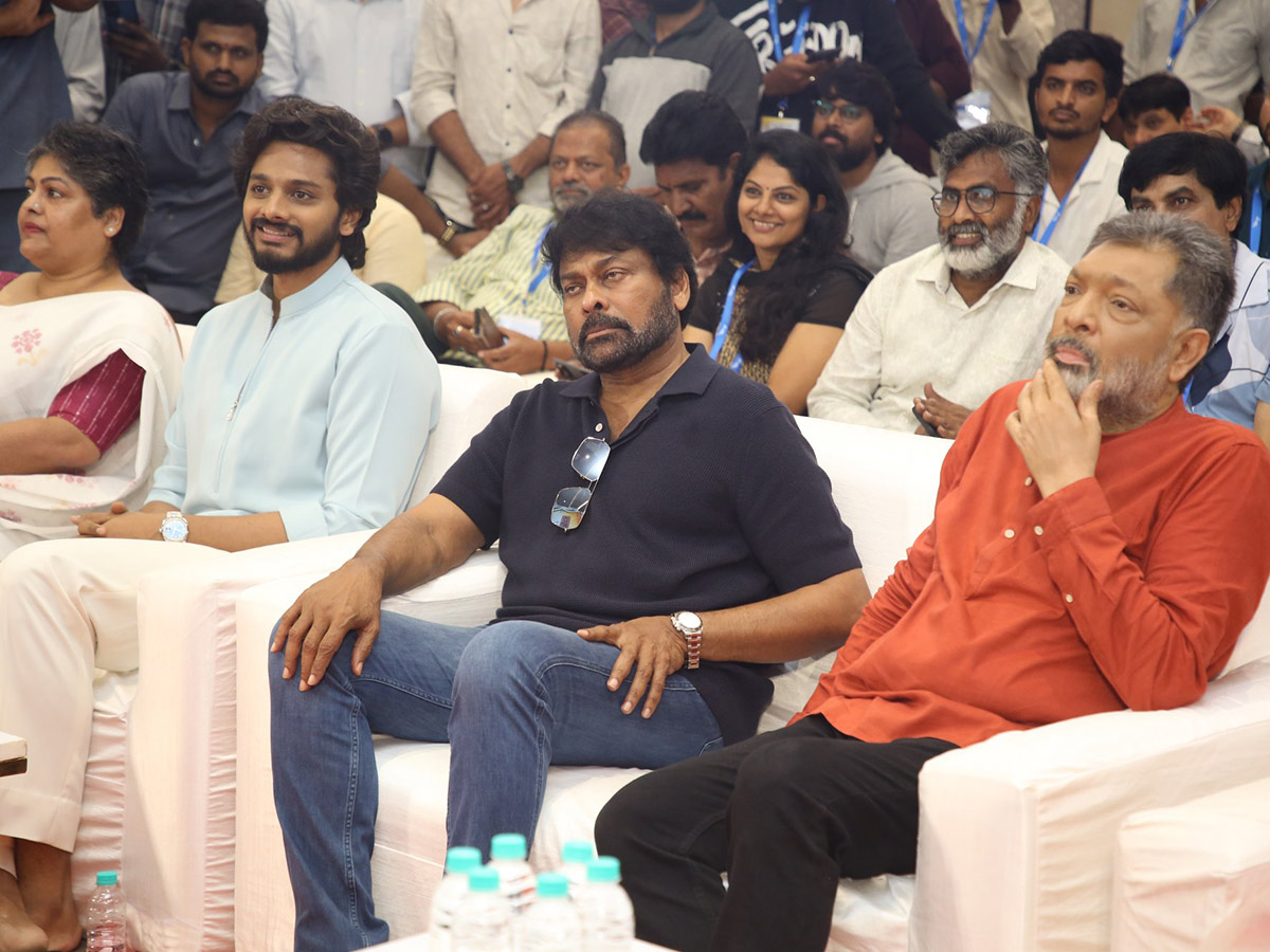 Chiranjeevi : Mega Blood Donation Drive Phoenix Foundation Photos6