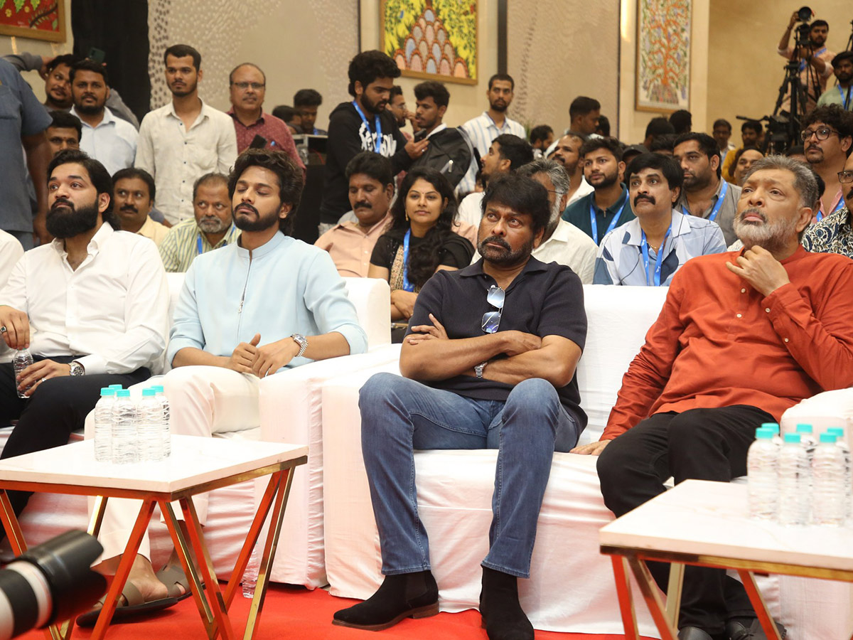 Chiranjeevi : Mega Blood Donation Drive Phoenix Foundation Photos9