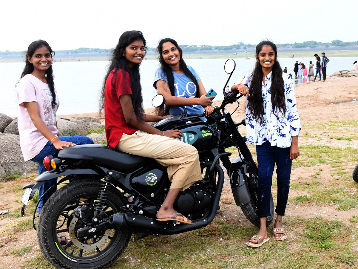 Tourists Flock to See Lower Manair Dam Photos6
