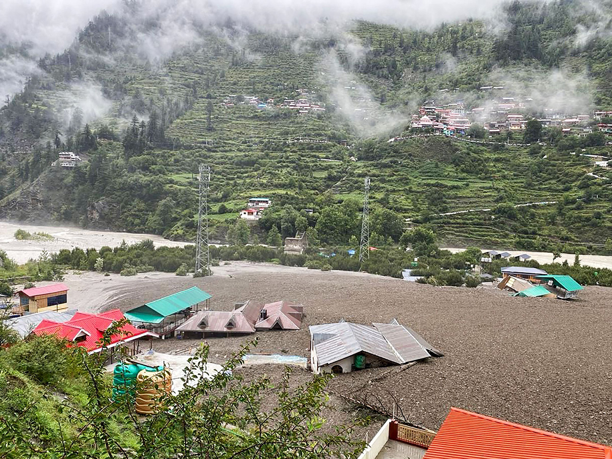 flash floods triggered by a cloudburst in Dharali of Uttarkashi18