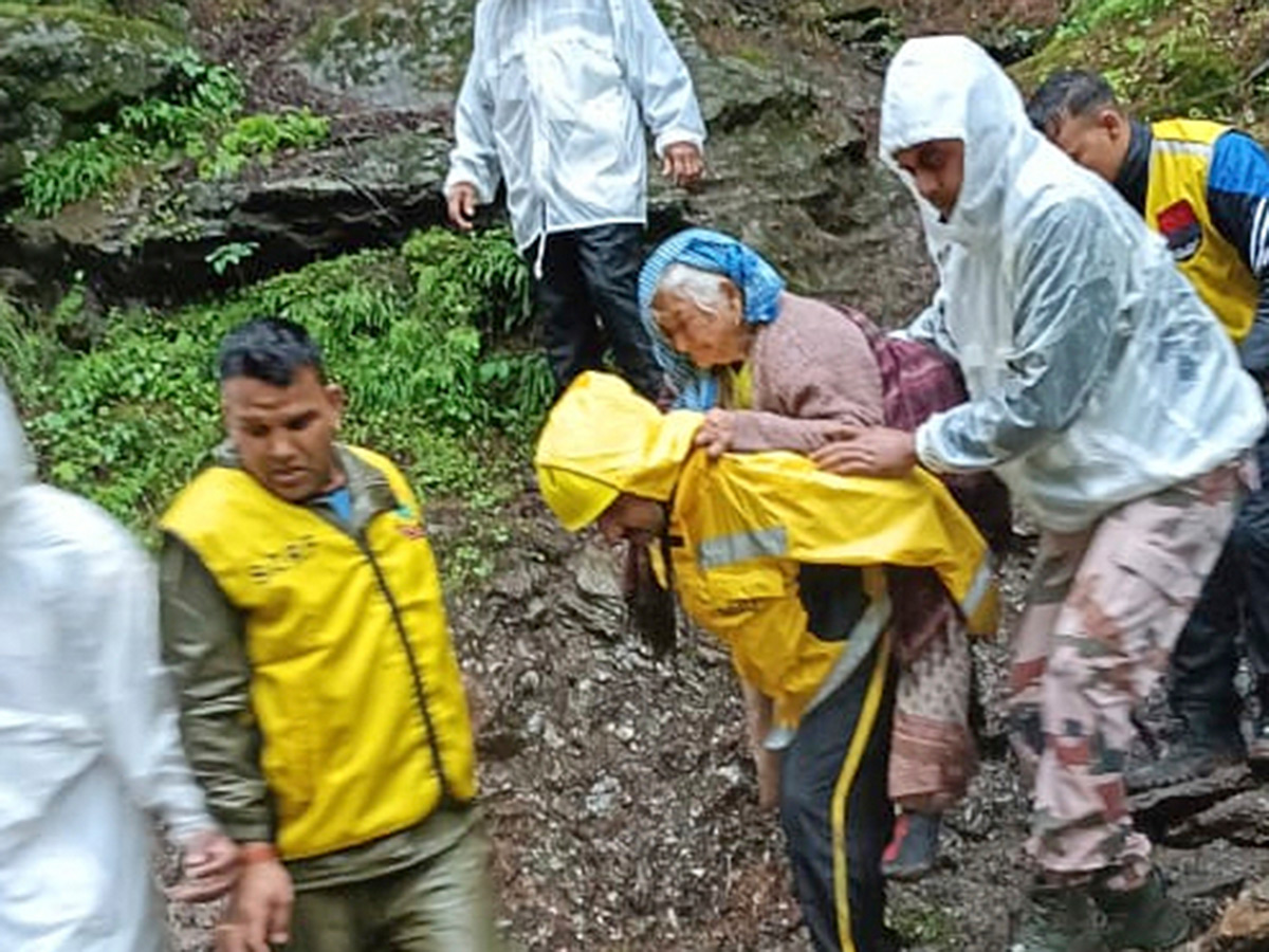 flash floods triggered by a cloudburst in Dharali of Uttarkashi20