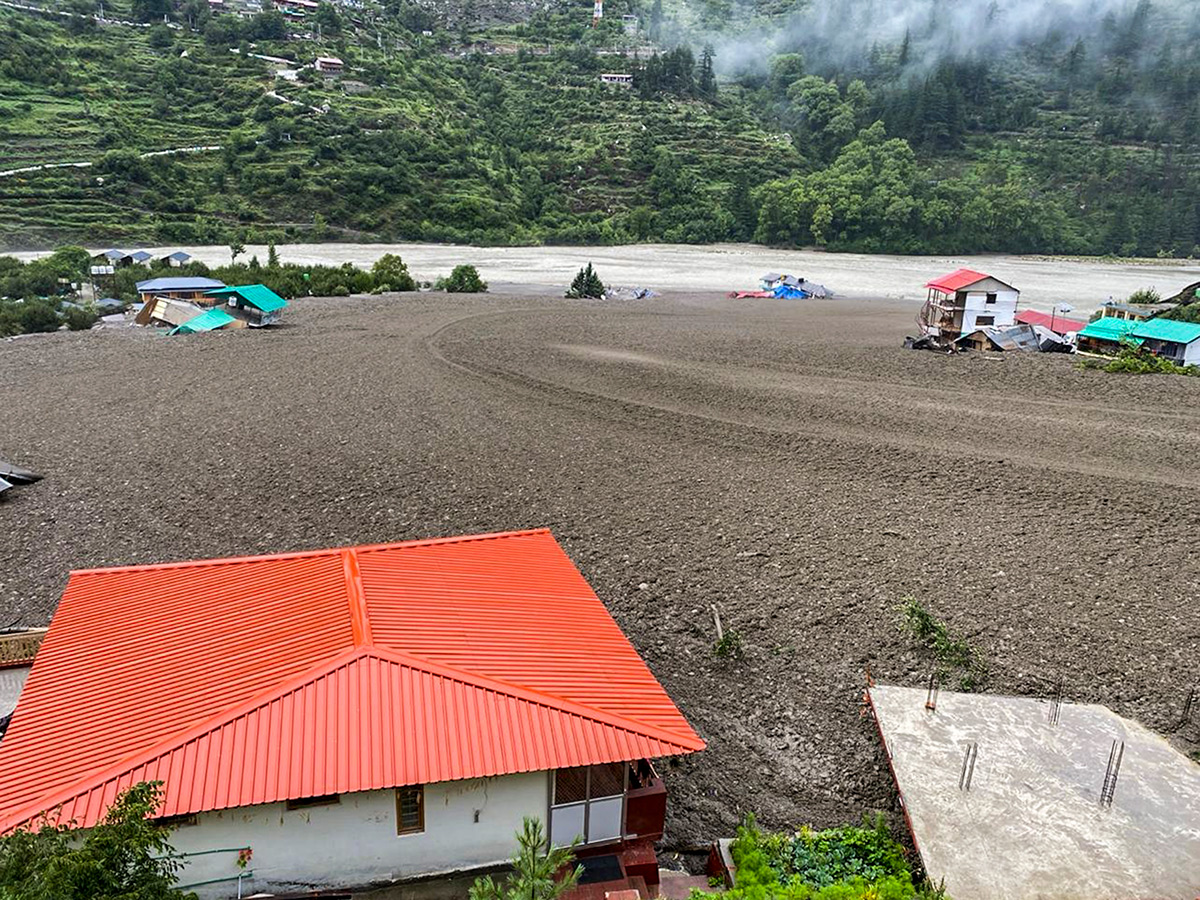 flash floods triggered by a cloudburst in Dharali of Uttarkashi3