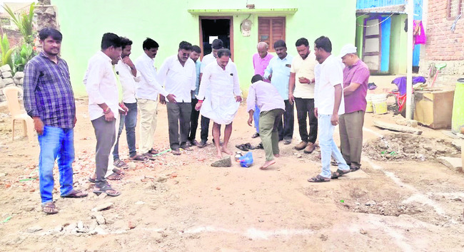 ముమ్మరంగా నిర్మాణాలు1