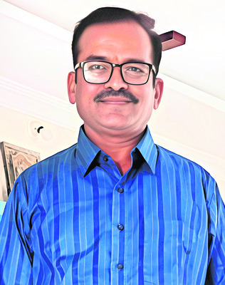 ఉపాధ్యాయులు.. ఉరుకులు పరుగులు1