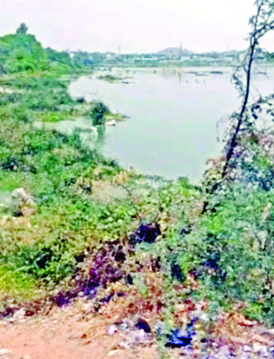 ఆక్రమణల చెరలో మావినకెరె1