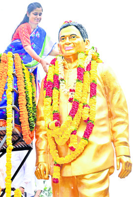 స్వరాష్ట్ర సాధనకు పోరాడిన జయశంకర్2