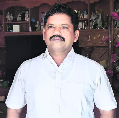 చేయూత ఇవ్వక చేనేతకు చుక్కలు 4