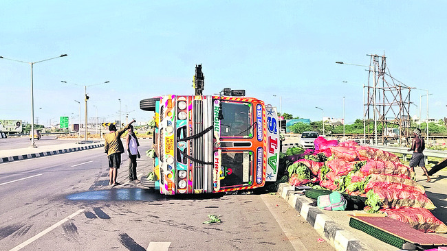 వరిసాగులో యాజమాన్య పద్ధతులు పాటించాలి 1