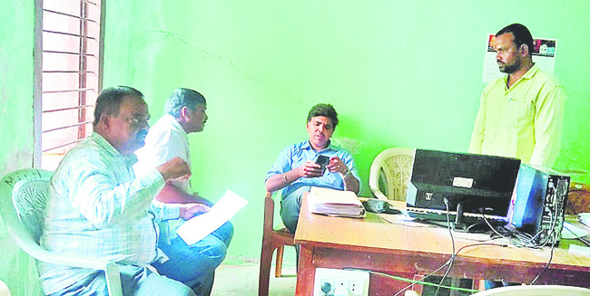 తప్పుల్లేకుండా ఓటర్ జాబితా2