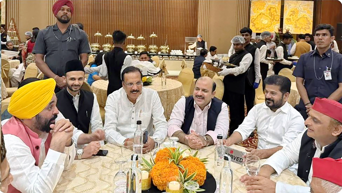తెలంగాణ సీఎం రేవంత్ రెడ్డి, పంజాబ్ ముఖ్యమంత్రి భగవంత్ మాన్, ఎస్పీ అధినేత అఖిలేశ్ యాదవ్ తదితరులు13