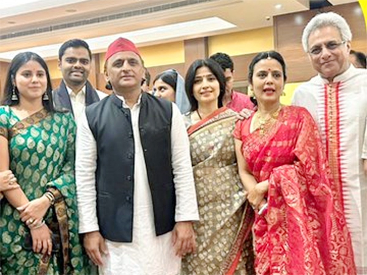 Mahua Moitra Pinaki Misra Host Wedding Reception Photos14