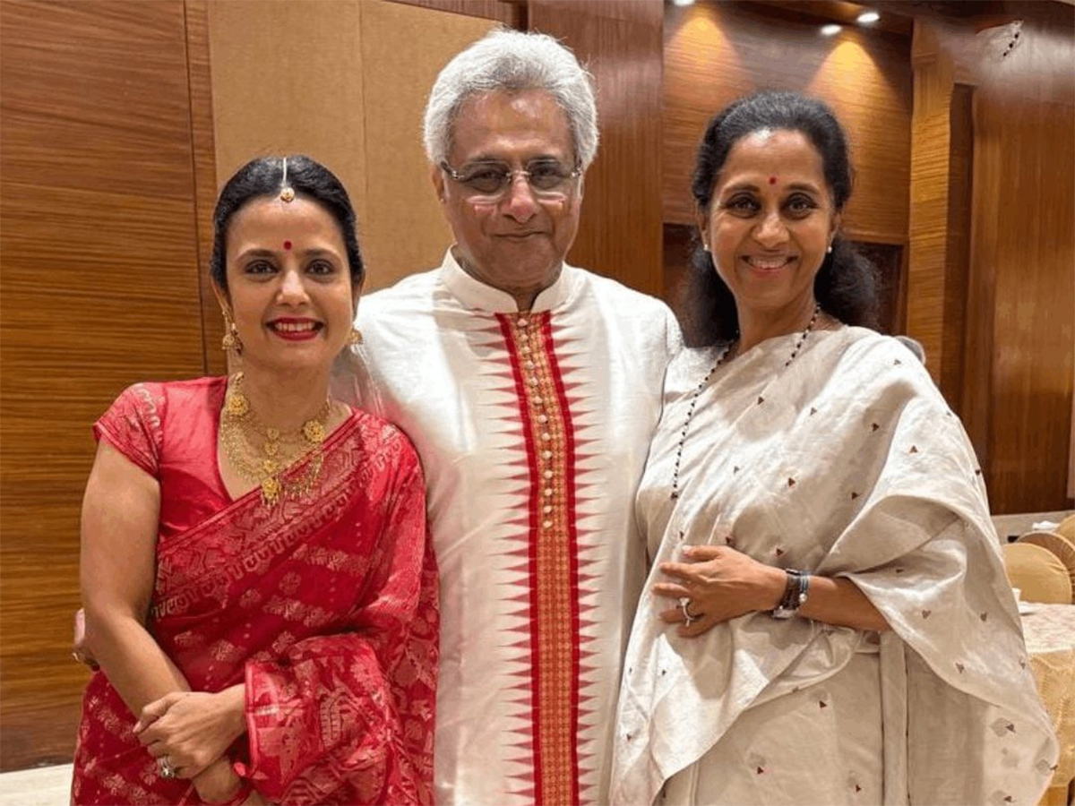 Mahua Moitra Pinaki Misra Host Wedding Reception Photos8