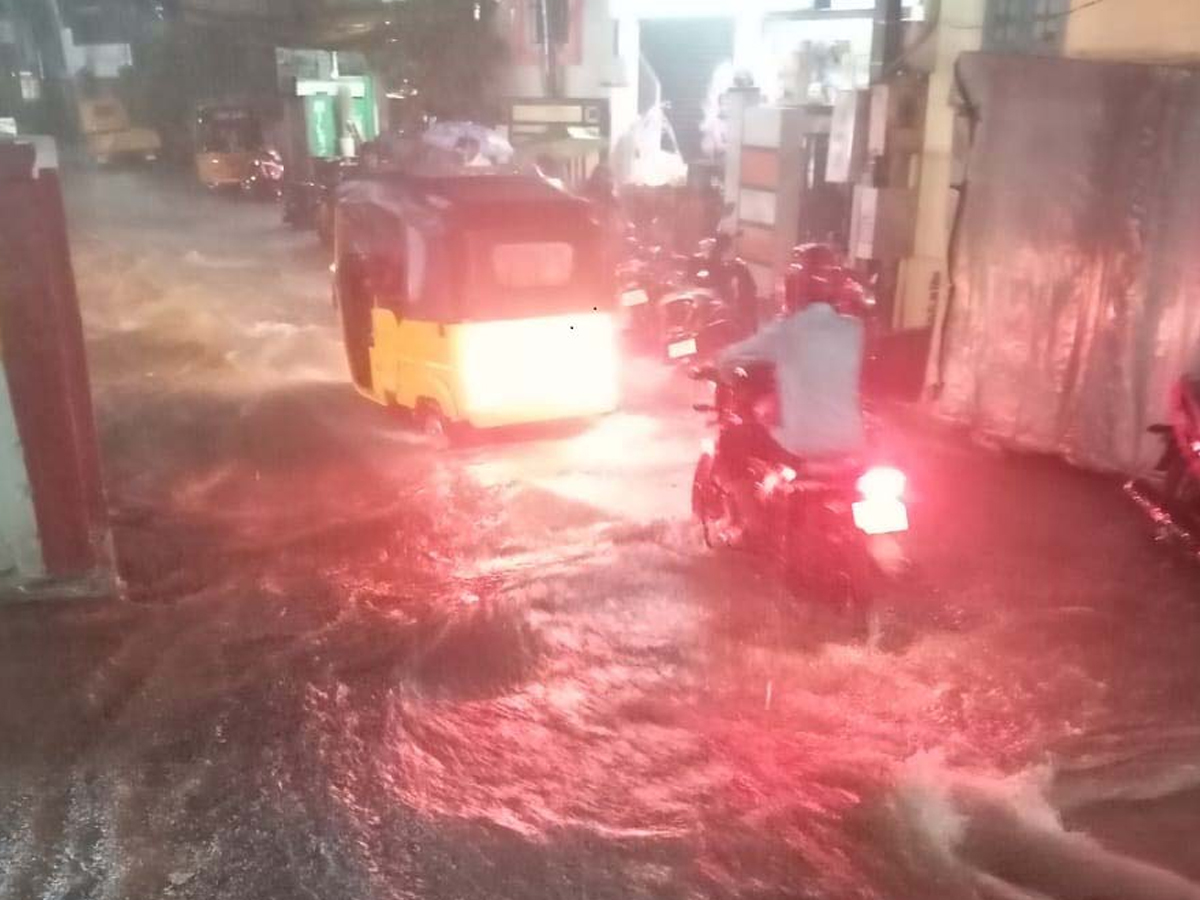 heavy rainfall in hyderabad telangana photos6