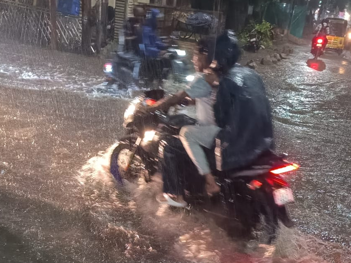 heavy rainfall in hyderabad telangana photos10