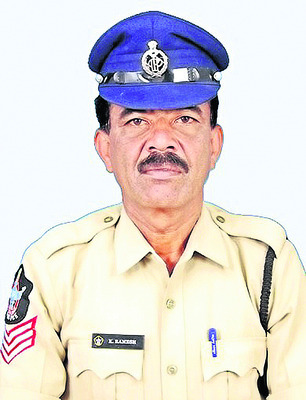 ప్రీ పీహెచ్డీ పరీక్షకు హాజరైన మాజీ మంత్రి 1