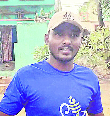 సహాయక చర్యలందక వ్యక్తి మృతి1