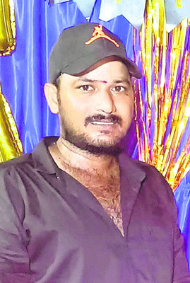 అనారోగ్యంతో తండ్రి.. ఉరేసుకుని కొడుకు..2